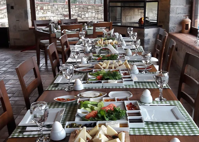 Ciftlik Ξενοδοχείο *